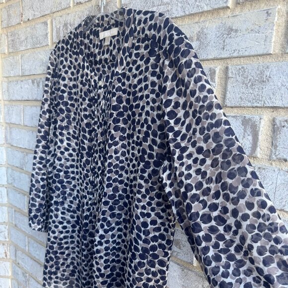 Banana Republic 3/4 Sleeve Button Front Round Neck Geo Sheer Blouse Size L. - Picture 7 of 10